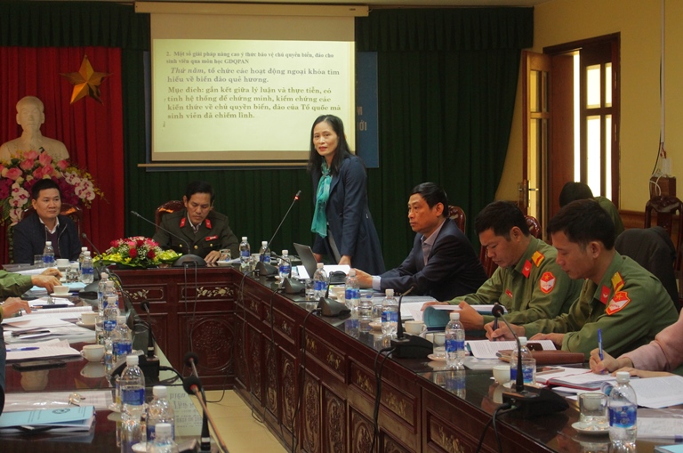 PGS. TS. Hoàng Thị Mai - Phó Hiệu trưởng Nhà trường phát biểu tại Hội thảo